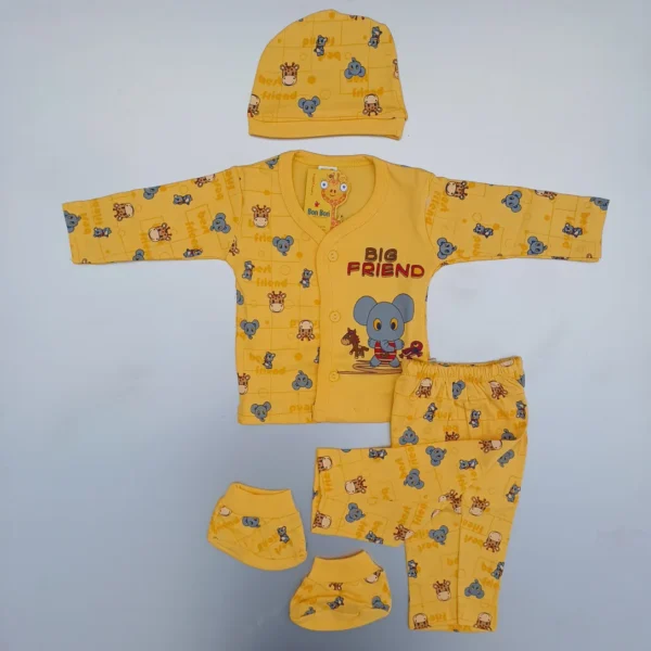 Golden Yellow Color Cotton Full Sleeves Zebra Elephant Rabbit Printed Tee with Pyjama Cap Socks