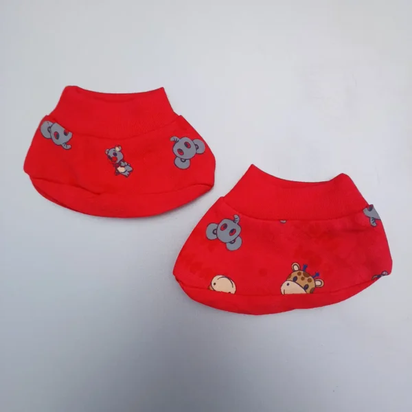 Red Color Cotton Full Sleeve Animal Printed Tee With Pyjama Cap Socks6
