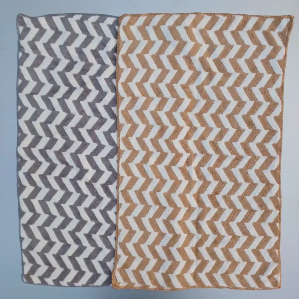 Zig Zag Bicolour Soft Peanut and Grey color Soft Baby Bath Luxury Towel-Set of 2-(56cmx37cm)