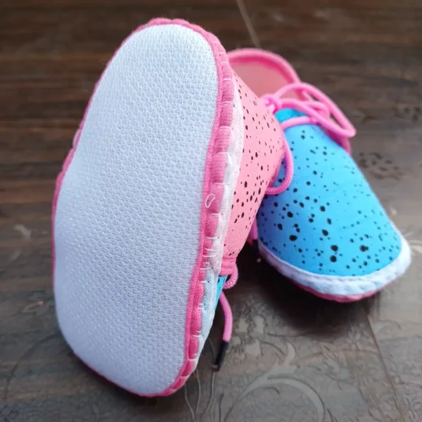 Baby Unisex Pink-Blue Prints Color Booties1