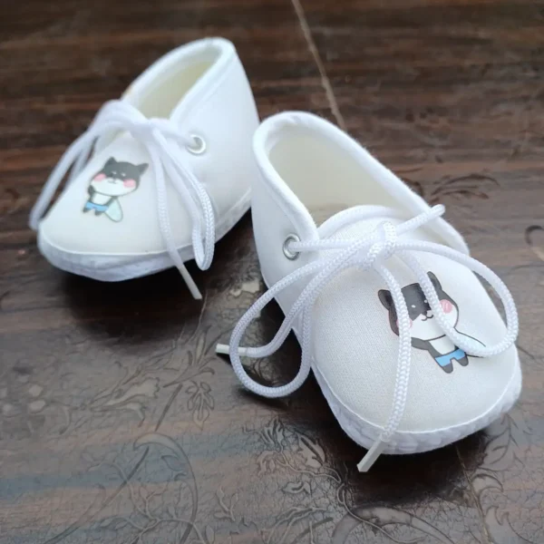 Baby Unisex Prints Color White Booties