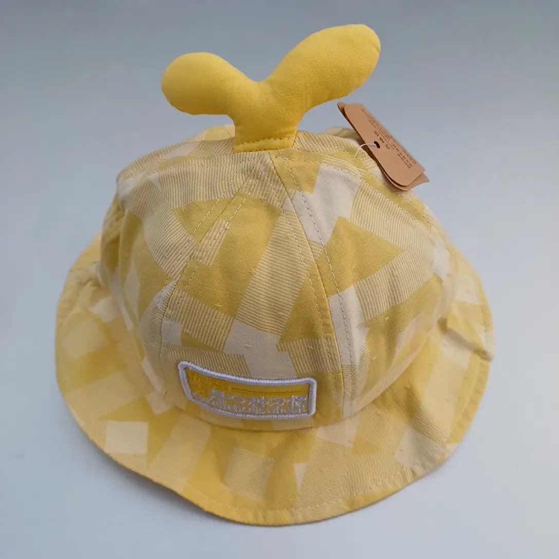 Caps